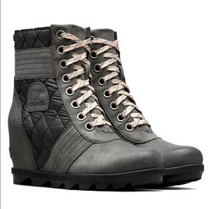 Sorel Lexie Wedge Dark Slate Gray Black Leather Waterproof Boots Womens 8.5